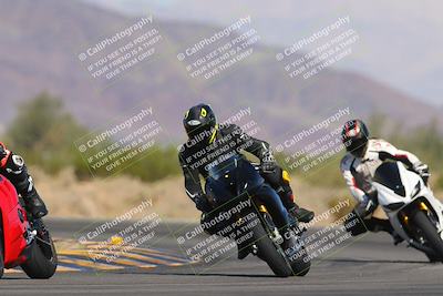 media/Nov-06-2023-Moto Forza (Mon) [[ce023d0744]]/3-Intermediate Group/Session 3 (Turn 5)/